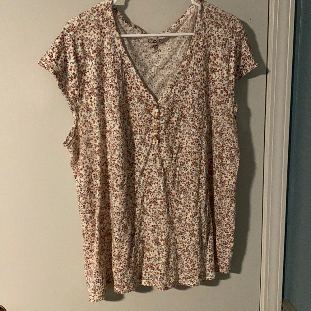 Loft brand linen floral tee